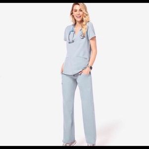 Figs “Dusty Blue” Scrub Set